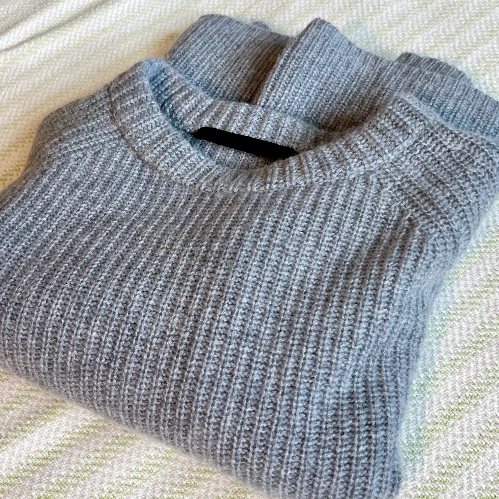 Jenni Kayne 100% Cashmere Fisherman Sweater Size Medium, Heather Grey